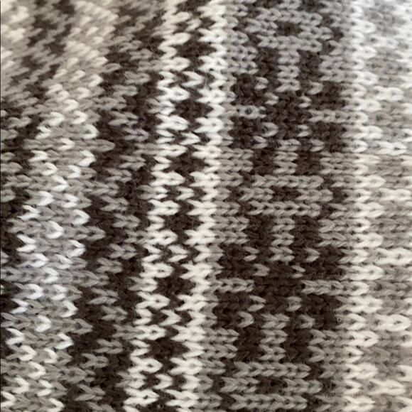 Jessica Simpson Snow Plat Infinity Scarf - Picture 6 of 8